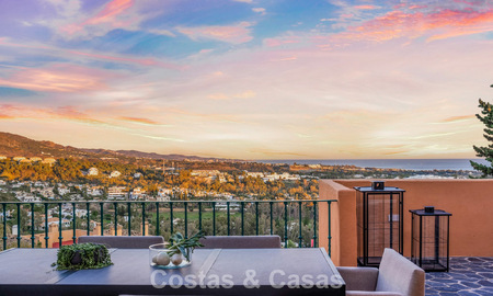 Penthouse en duplex rénové à vendre, à distance de marche des commodités dans la vallée du golf de Nueva Andalucia, Marbella 793359