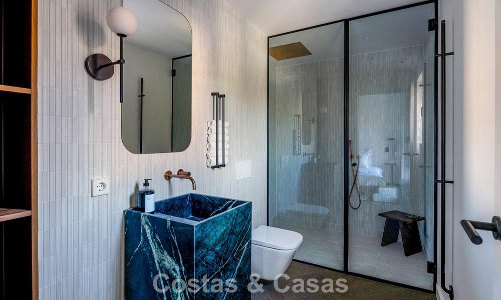 Penthouse en duplex rénové à vendre, à distance de marche des commodités dans la vallée du golf de Nueva Andalucia, Marbella 793373