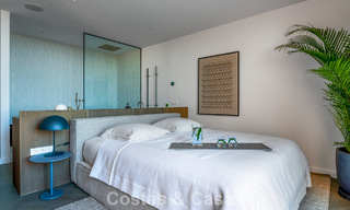 Penthouse en duplex rénové à vendre, à distance de marche des commodités dans la vallée du golf de Nueva Andalucia, Marbella 793383 