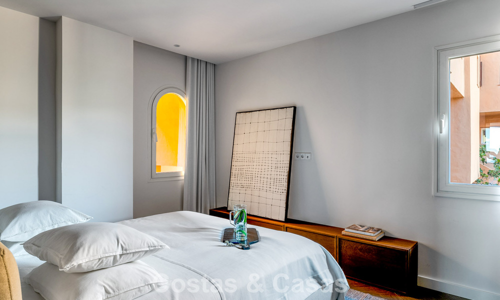 Penthouse en duplex rénové à vendre, à distance de marche des commodités dans la vallée du golf de Nueva Andalucia, Marbella 793384
