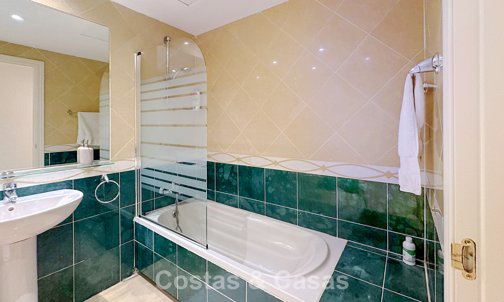 Appartement au rez-de-chaussée près de la plage et de Puerto Banus, Marbella 776338
