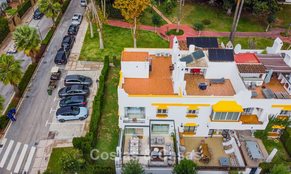 Maison à vendre à quelques mètres de la plage sur le Golden Mile de Marbella 776448