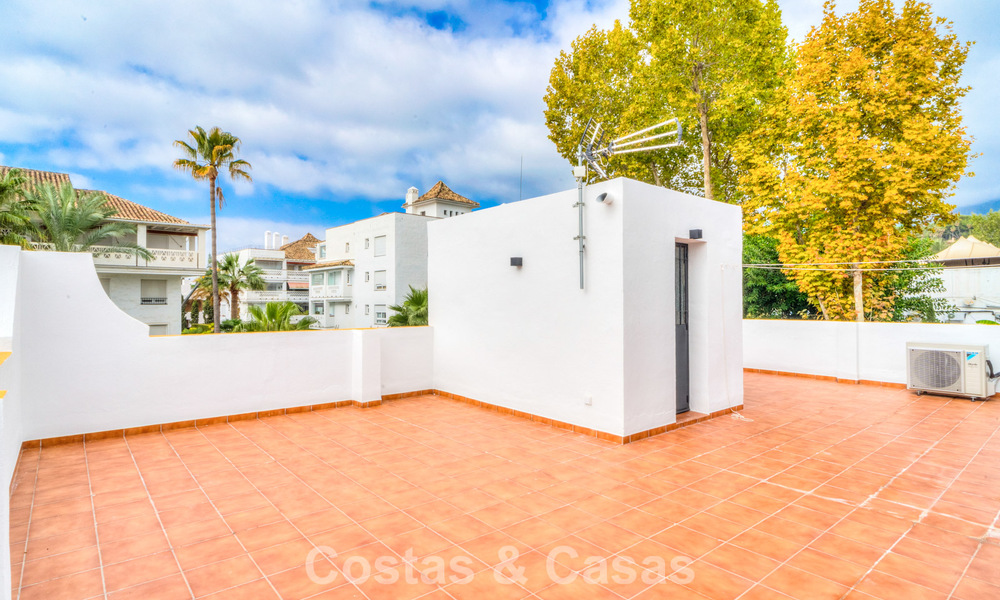 Maison à vendre à quelques mètres de la plage sur le Golden Mile de Marbella 776466