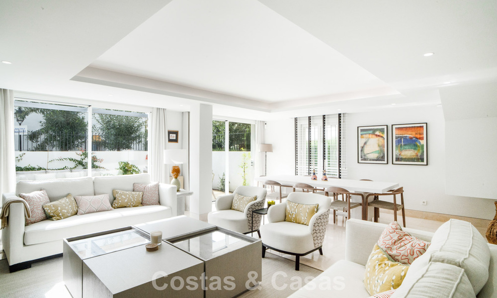 Maison à vendre à quelques mètres de la plage sur le Golden Mile de Marbella 776480