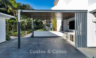 Luxueuse villa de style méditerranéen à vendre dans une communauté fermée entourée de nature à Marbella - Benahavis 776516 
