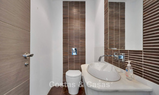 Luxueuse villa de style méditerranéen à vendre dans une communauté fermée entourée de nature à Marbella - Benahavis 776520 