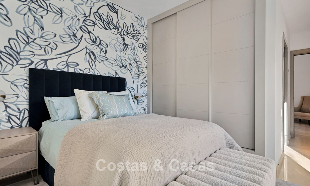 Luxueuse villa de style méditerranéen à vendre dans une communauté fermée entourée de nature à Marbella - Benahavis 776528