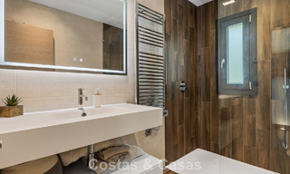 Luxueuse villa de style méditerranéen à vendre dans une communauté fermée entourée de nature à Marbella - Benahavis 805726 