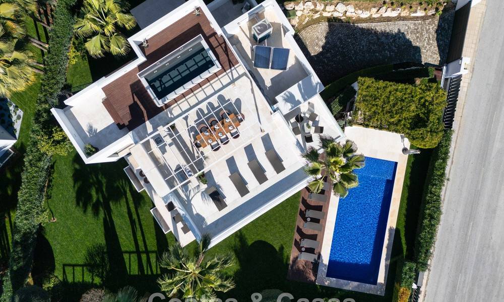 Villa de luxe contemporaine à vendre, dans un quartier résidentiel exclusif et fermé sur le prestigieux Golden Mile de Marbella 776682