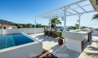 Villa de luxe contemporaine à vendre, dans un quartier résidentiel exclusif et fermé sur le prestigieux Golden Mile de Marbella 776699 