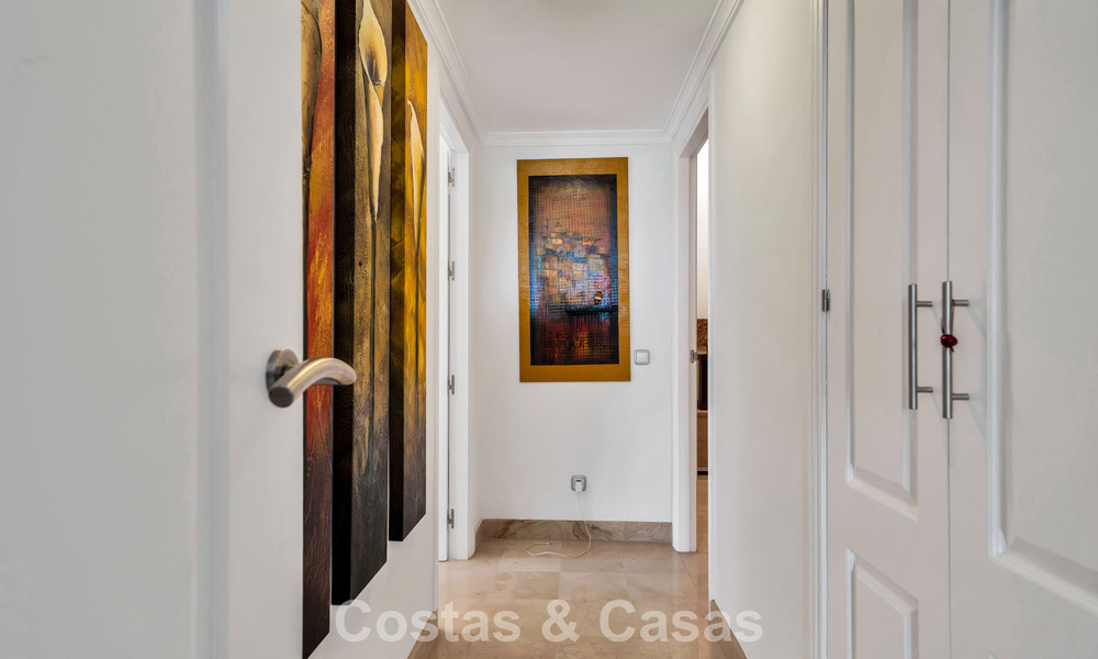 Luxueux appartement au rez-de-chaussée à vendre, situé sur le New Golden Mile entre Marbella et Estepona 776550