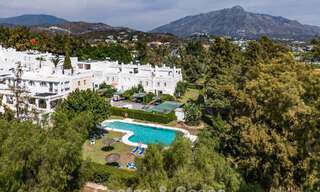 Charmante maison avec piscine privée à vendre, dans une enclave de golf recherchée de La Quinta, Marbella - Benahavis 776621 