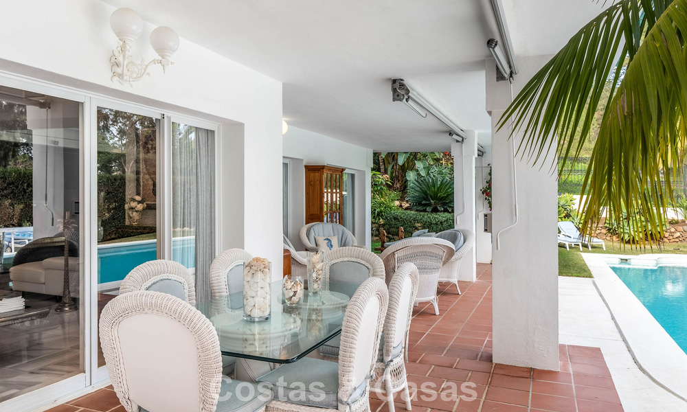 Charmante maison avec piscine privée à vendre, dans une enclave de golf recherchée de La Quinta, Marbella - Benahavis 776635