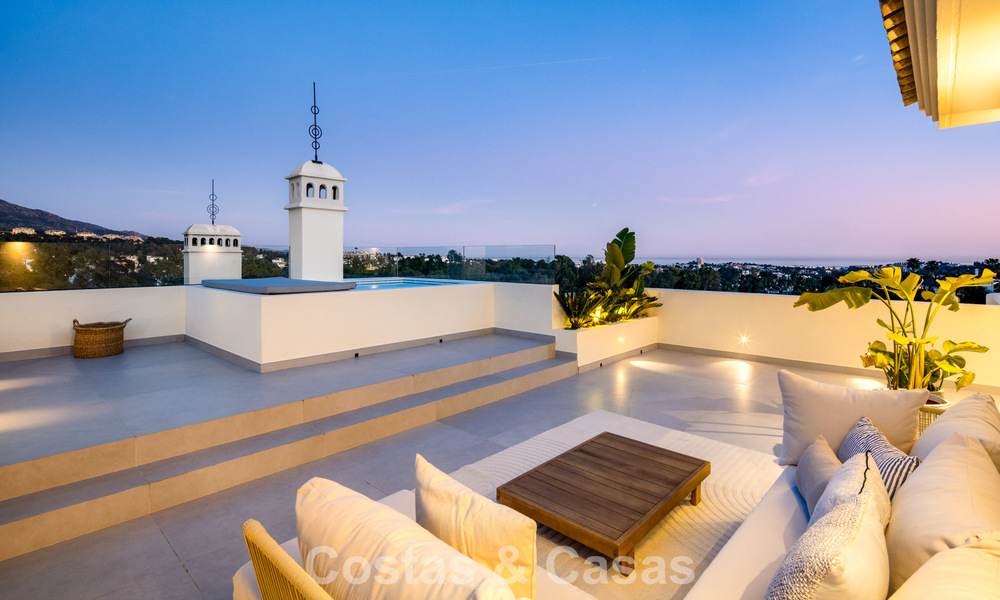 Luxueux penthouse rénové avec vue panoramique sur la mer à vendre à Nueva Andalucia, Marbella 776792