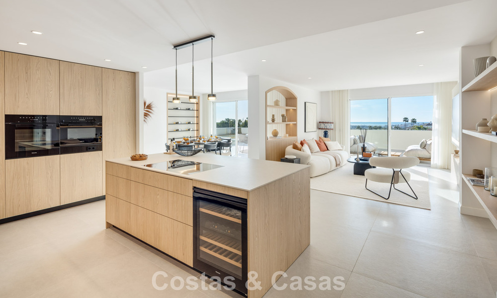 Luxueux penthouse rénové avec vue panoramique sur la mer à vendre à Nueva Andalucia, Marbella 776796