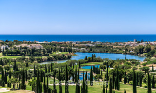 Villa de luxe moderne avec vue magnifique sur le golf et la mer à vendre dans un complexe de golf 5 étoiles à Marbella - Benahavis 776709 