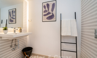 Villa jumelée moderne avec vue sur la mer à vendre dans un complexe de premier plan à Mijas Costa, Costa del Sol 776832 