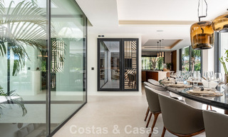 Villa de luxe rénovée à vendre dans un quartier résidentiel prestigieux à Marbella Est 777046 