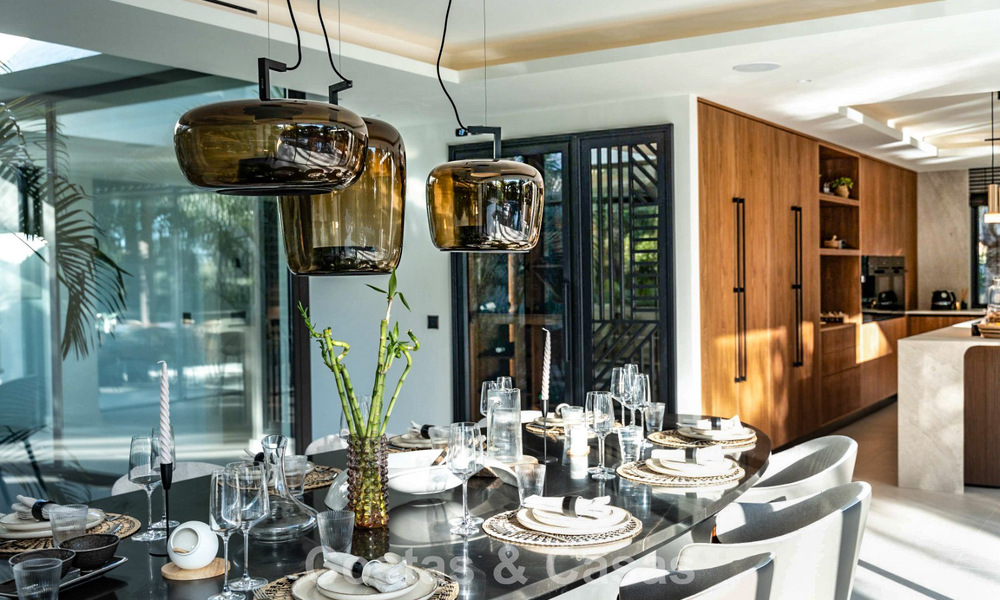 Villa de luxe rénovée à vendre dans un quartier résidentiel prestigieux à Marbella Est 777060