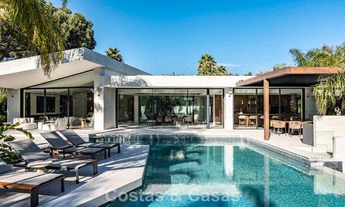 Villa de luxe rénovée à vendre dans un quartier résidentiel prestigieux à Marbella Est 777063