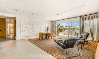 Penthouse en duplex exclusif à vendre, à proximité de la plage à Puerto Banus, Marbella 776953 