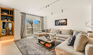 Penthouse en duplex exclusif à vendre, à proximité de la plage à Puerto Banus, Marbella 776954 