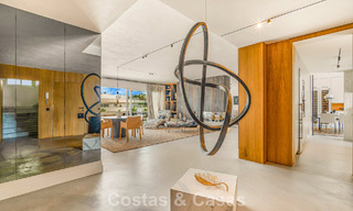 Penthouse en duplex exclusif à vendre, à proximité de la plage à Puerto Banus, Marbella 776963 