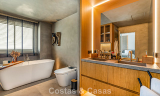 Penthouse en duplex exclusif à vendre, à proximité de la plage à Puerto Banus, Marbella 776967 