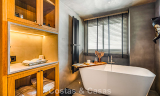 Penthouse en duplex exclusif à vendre, à proximité de la plage à Puerto Banus, Marbella 776968 