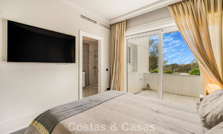 Penthouse en duplex exclusif à vendre, à proximité de la plage à Puerto Banus, Marbella 776970 