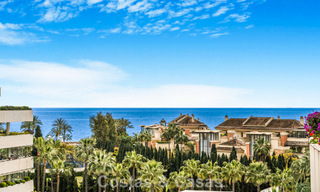 Penthouse en duplex exclusif à vendre, à proximité de la plage à Puerto Banus, Marbella 777009 