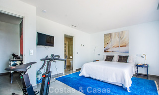 Villa de luxe méditerranéenne contemporaine avec vue panoramique sur les montagnes et la mer à vendre à Marbella Est 776851 