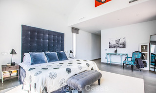 Villa de luxe méditerranéenne contemporaine avec vue panoramique sur les montagnes et la mer à vendre à Marbella Est 776858 
