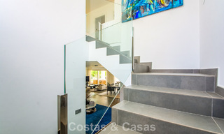 Villa de luxe méditerranéenne contemporaine avec vue panoramique sur les montagnes et la mer à vendre à Marbella Est 776867 