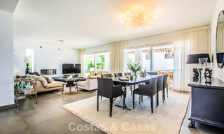 Villa de luxe méditerranéenne contemporaine avec vue panoramique sur les montagnes et la mer à vendre à Marbella Est 776886 