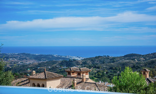 Villa de luxe méditerranéenne contemporaine avec vue panoramique sur les montagnes et la mer à vendre à Marbella Est 776898 