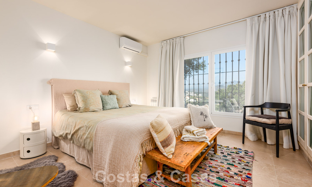 Villa de style hacienda espagnole avec des vues spectaculaires à vendre dans un cadre naturel à l'est du centre de Marbella 776910