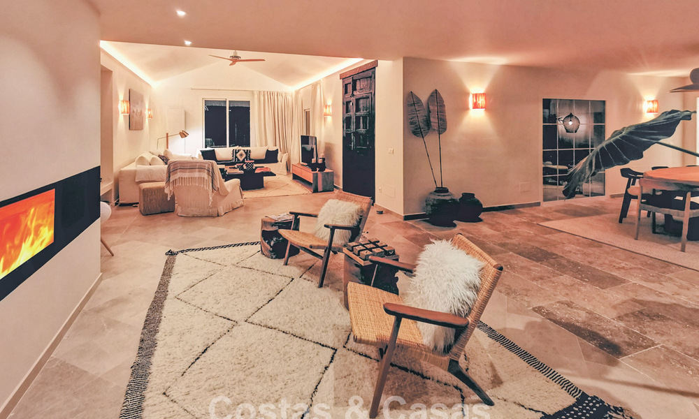 Villa de style hacienda espagnole avec des vues spectaculaires à vendre dans un cadre naturel à l'est du centre de Marbella 776921