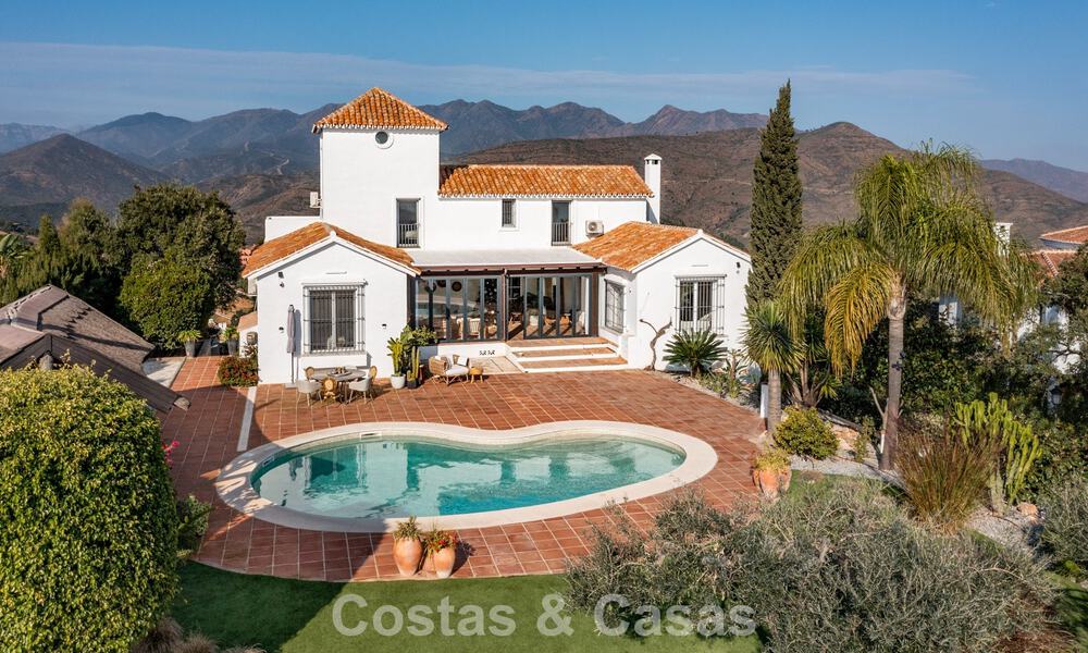 Villa de style hacienda espagnole avec des vues spectaculaires à vendre dans un cadre naturel à l'est du centre de Marbella 776928