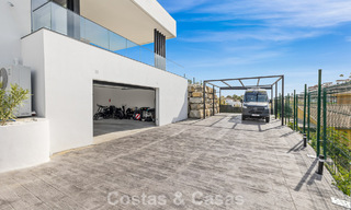 Villa moderne à vendre dans un quartier résidentiel sécurisé de Marbella - Benahavis 777129 