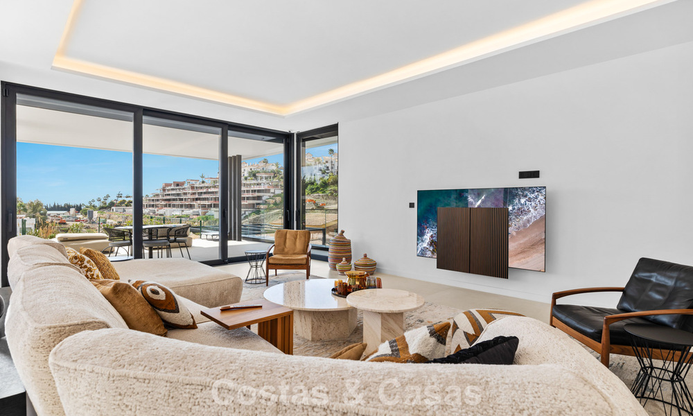 Villa moderne à vendre dans un quartier résidentiel sécurisé de Marbella - Benahavis 777132