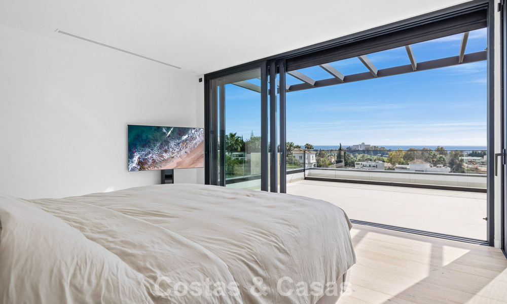 Villa moderne à vendre dans un quartier résidentiel sécurisé de Marbella - Benahavis 777157