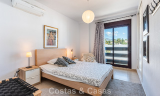 Duplex penthouse à vendre à distance de marche de toutes les commodités et de Puerto Banus à Nueva Andalucia, Marbella 777343 