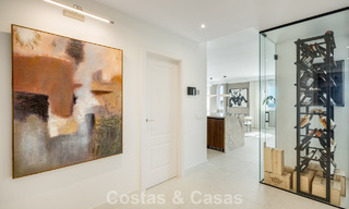 Penthouse en duplex prêt à emménager à vendre dans une urbanisation sécurisée 24h sur le Golden Mile de Marbella 777107 