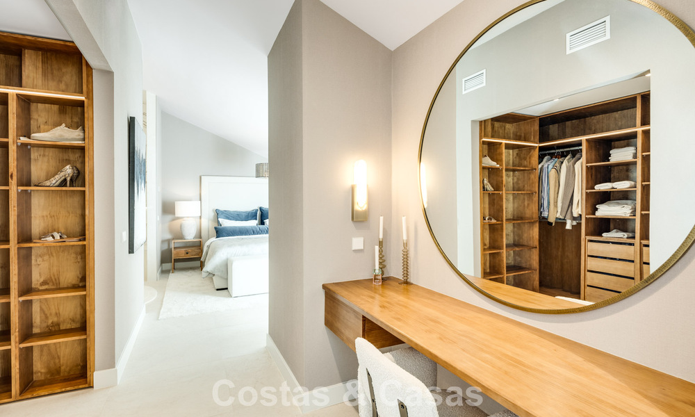 Penthouse en duplex prêt à emménager à vendre dans une urbanisation sécurisée 24h sur le Golden Mile de Marbella 777111