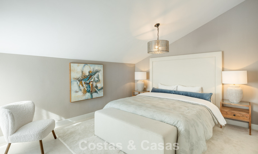 Penthouse en duplex prêt à emménager à vendre dans une urbanisation sécurisée 24h sur le Golden Mile de Marbella 777122