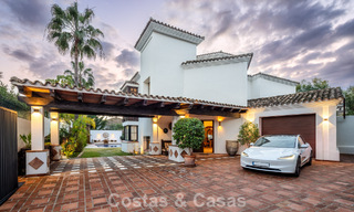 Villa de luxe prête à emménager à vendre en bordure d'un parcours de golf de premier ordre à La Quinta, Marbella - Benahavis 777064 