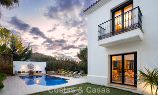 Villa de luxe prête à emménager à vendre en bordure d'un parcours de golf de premier ordre à La Quinta, Marbella - Benahavis 777065 