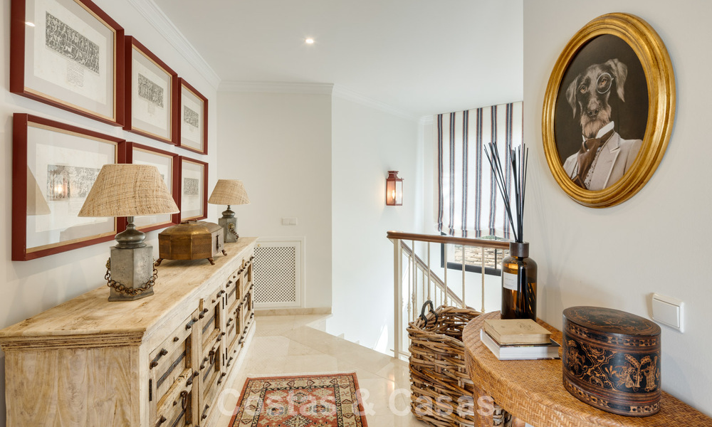 Villa de luxe prête à emménager à vendre en bordure d'un parcours de golf de premier ordre à La Quinta, Marbella - Benahavis 777078