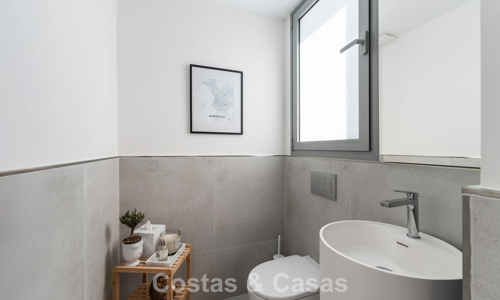 Luxueuse villa moderne à vendre à proximité de toutes les commodités à Guadalmina et San Pedro, Marbella 777300